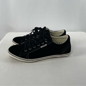 NEW Taos Footwear Retro Star Sneaker in Black Suede Size 9